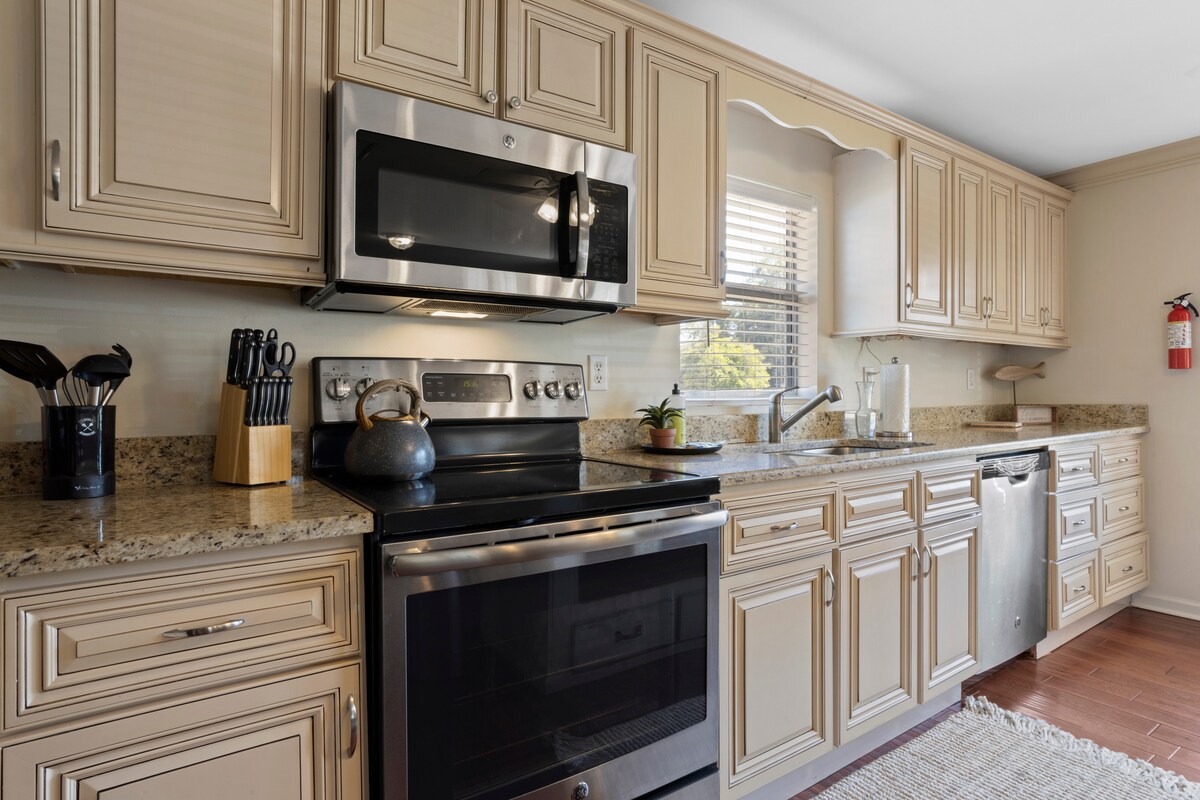 Fully stocked kitchen